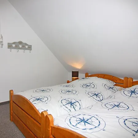 In Wenkendorf Mit Garten, Cleaning Included Apartman *