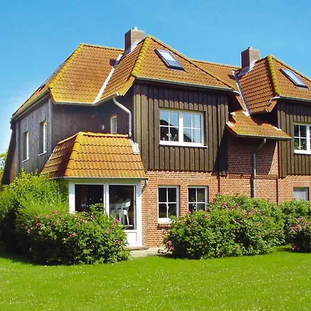 In Wenkendorf Mit Garten, Cleaning Included